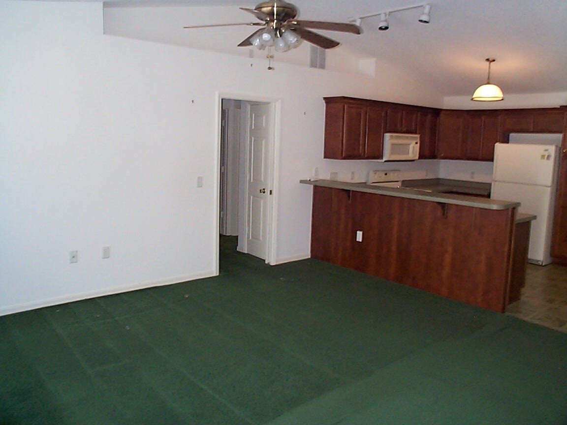 Photo 2 of 292 N Fitzpatrick